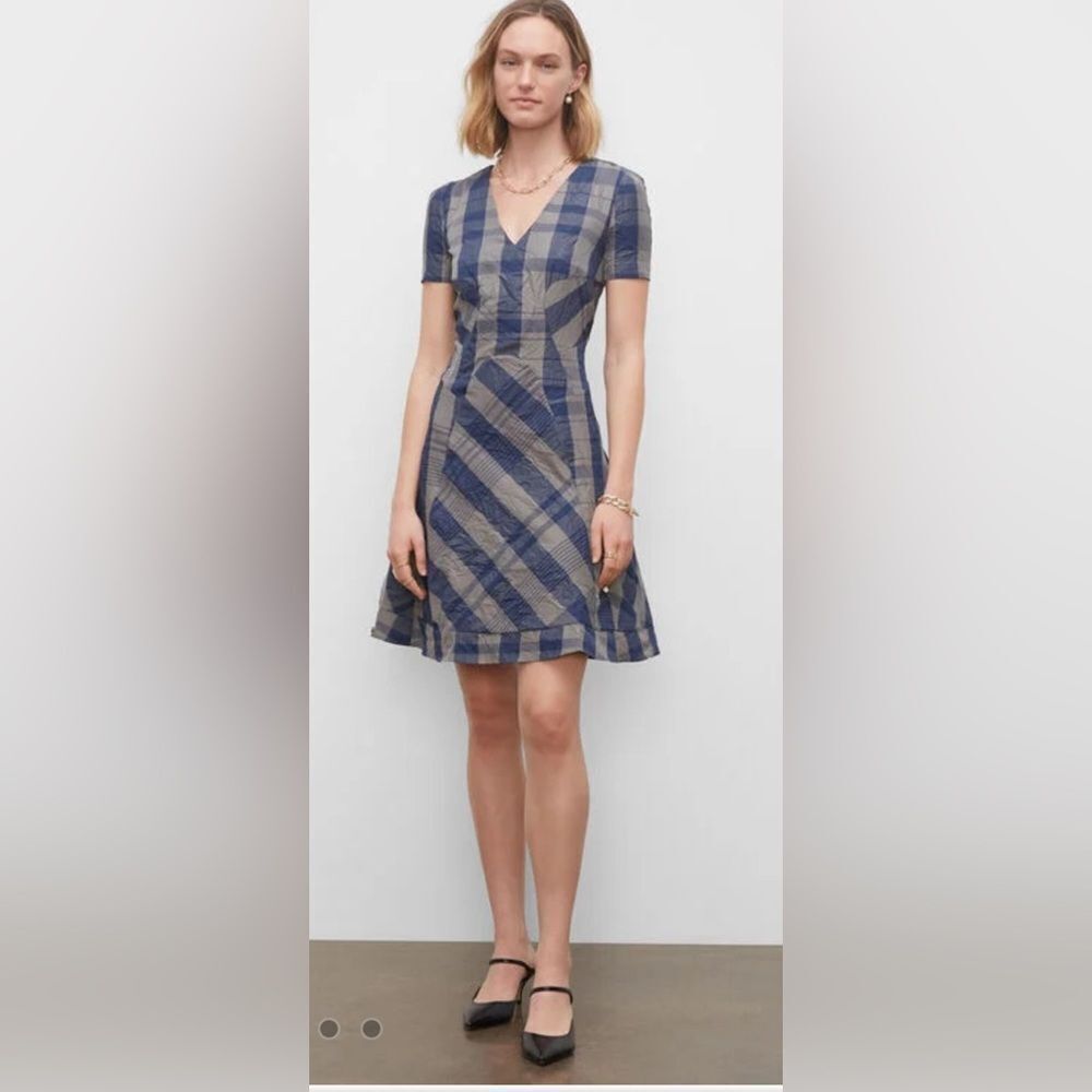 NWT Club Monaco Plaid Seamed V-Neck Fit & Flare Dress size 6